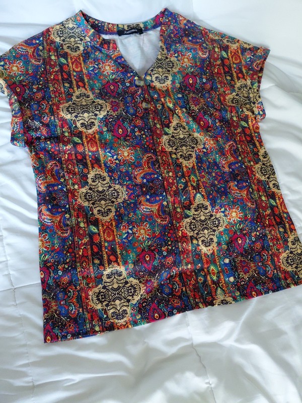 Multicolored SS Women’s Top M
