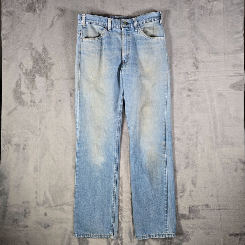 Vintage Distressed 1980s Levi’s 700 Series Light Wash Blue Denim Jeans (33×32)