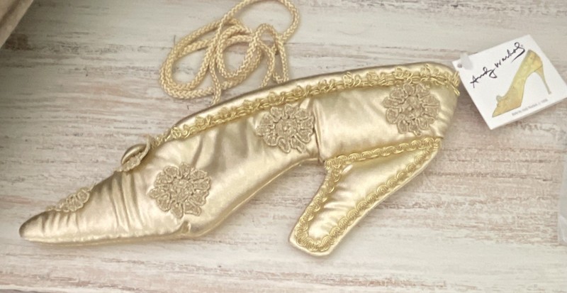 Andy Warhol Gold Satin Shoe Novelty Clutch Purse, Embroidered, Zip, Lined, Strap