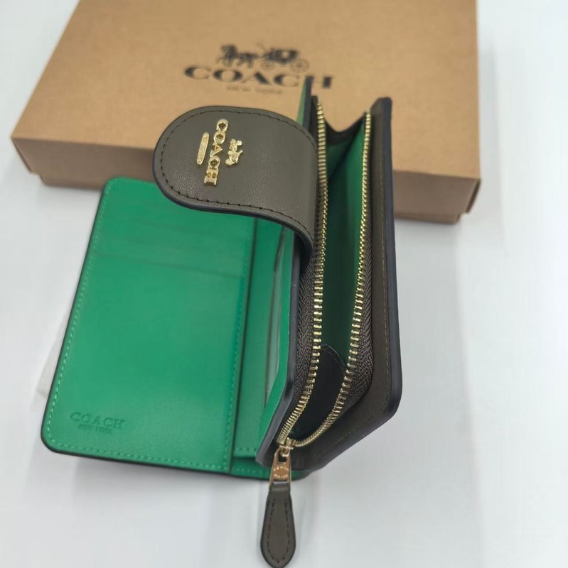 NWT Coach Medium Corner Zip Wallet In Signature Canvas CW786 Olive Green gallery