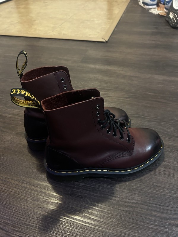Dr. Martens Brown Leather Lace-Up Combat Boots Men's US 7 UK 6 EU 39 Comfort gallery