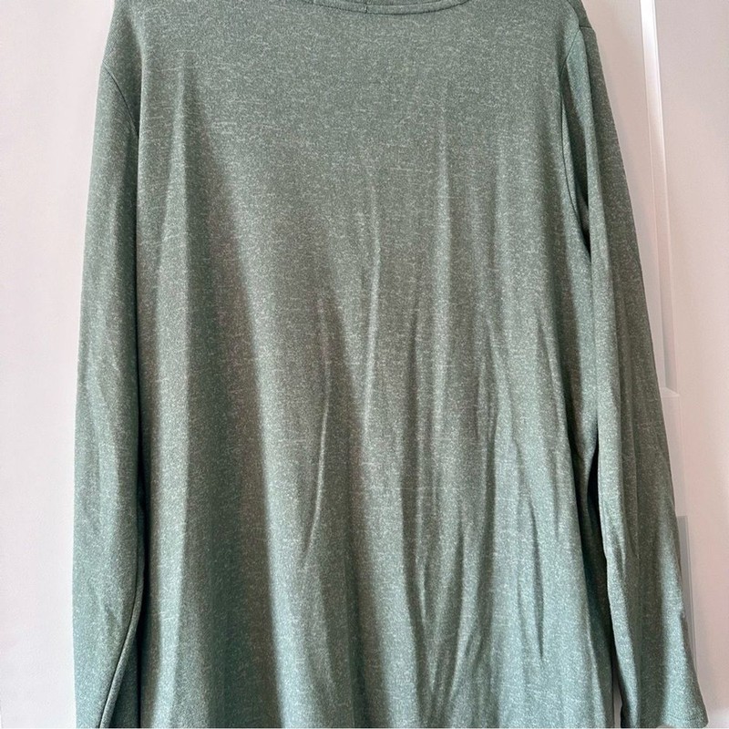 XXL Seafoam Green Matty M v-neck Sweater gallery