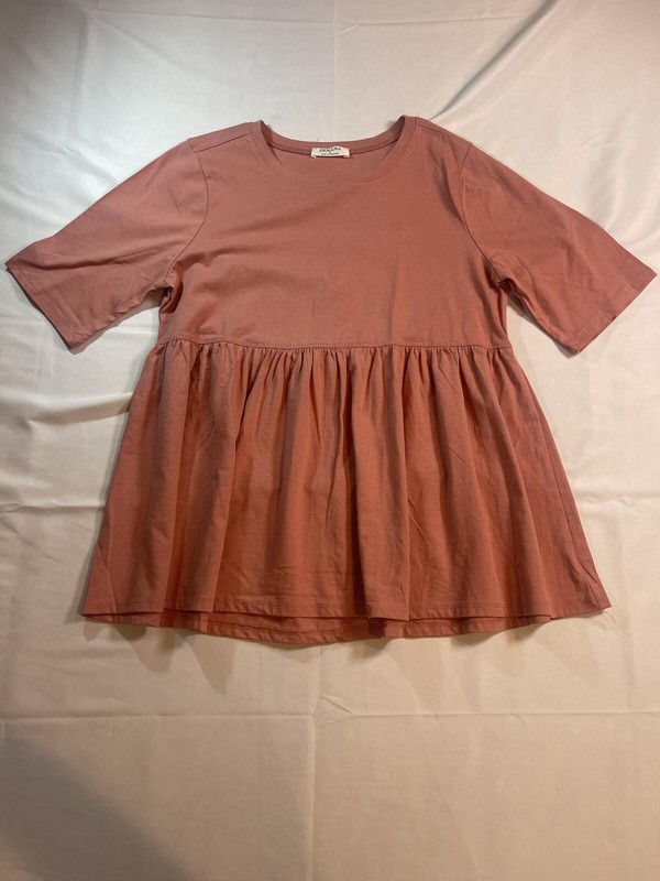 Women’s Size Large Zenana Top