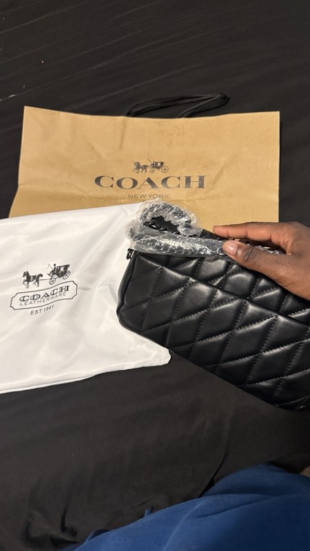 Coach tabby 26 Black Quilted Shoulder Bag Chain Strap Turn Lock Lined Dust Bag gallery