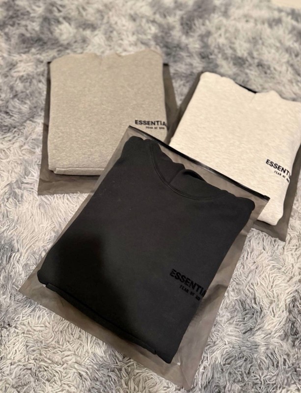 Essentials Fear of God Men’s Logo Pullover Hoodie L Black/Gray Long Sleeve