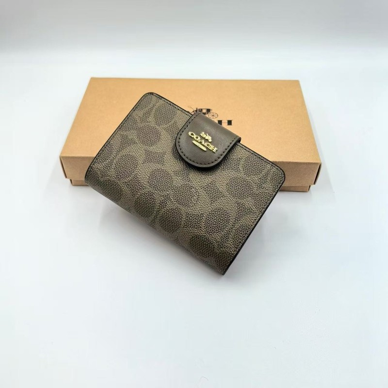 NWT Coach Medium Corner Zip Wallet In Signature Canvas CW786 Olive Green