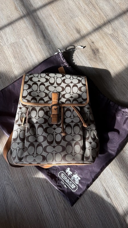 Coach Signature Logo Drawstring Flap Backpack Brown Beige Tan w/ Dust Bag