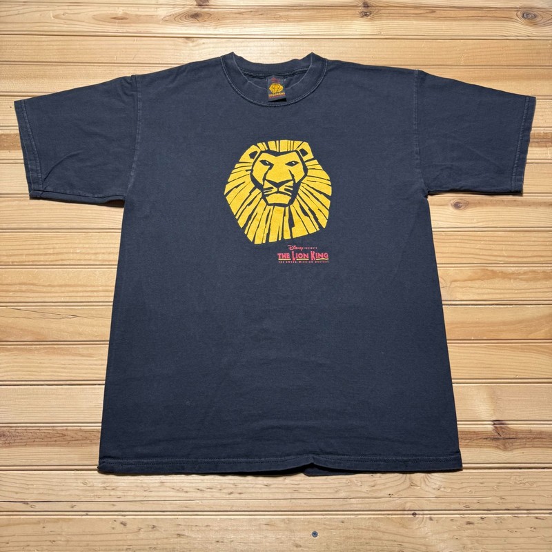 Vintage 90s Disney The Lion King Broadway Musical London Graphic T-Shirt – Large
