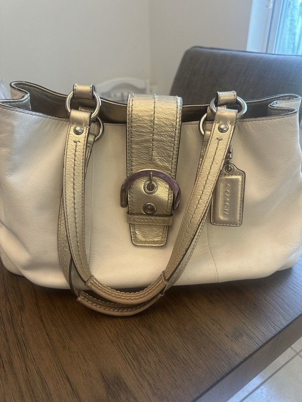 Coach Soho East/West Tote (Style F18751) gallery