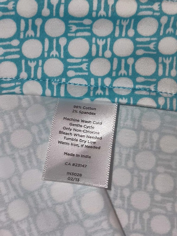 Talbots Turquoise And White Geometric Print Capri Pants Sz 14P gallery