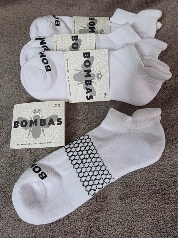 4-Pack (4 pairs) Bombas Solids Ankle Socks - White - Large gallery