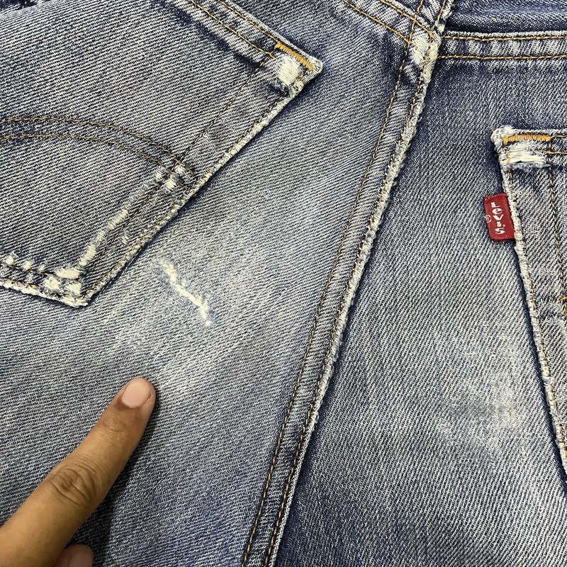 Vintage Levi 501 Jeans Actual 31x33 Light Wash Blue Distressed Made In Turkey gallery
