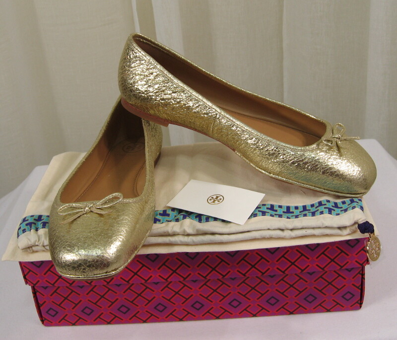 NIB TORY BURCH Laila 2 Bow Driver Ballet Flat US 8.5 Spark Gold Crinkle Leather gallery