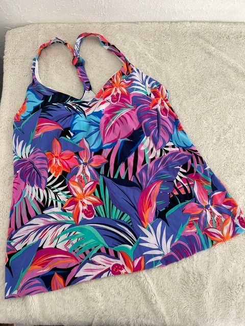 NWT Women’s UPF 50 Racerback Strap Tankini Top – Aqua Green Floral Size Large