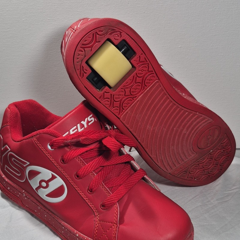 Heelys Split HE100379 Red White Sneaker Skate Shoes Wheels US 7 UK 6 EU 39