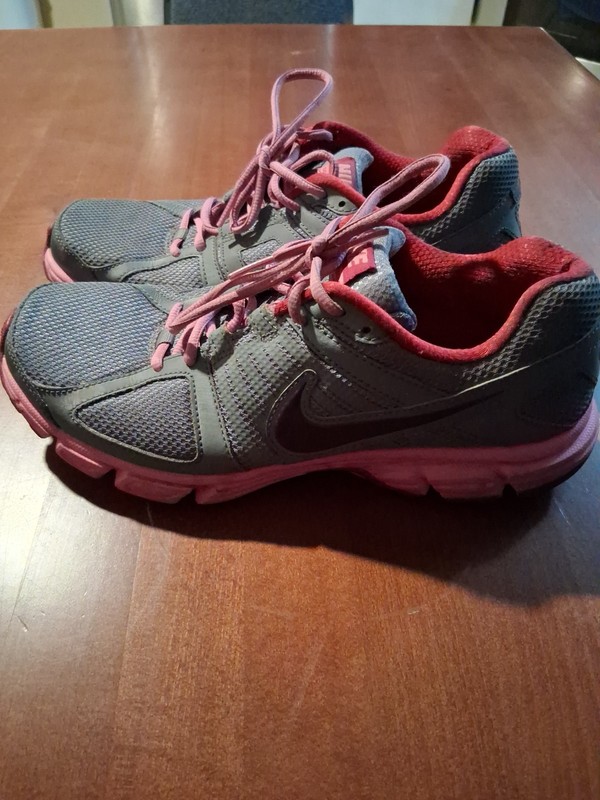 Nike Women Shoes gallery
