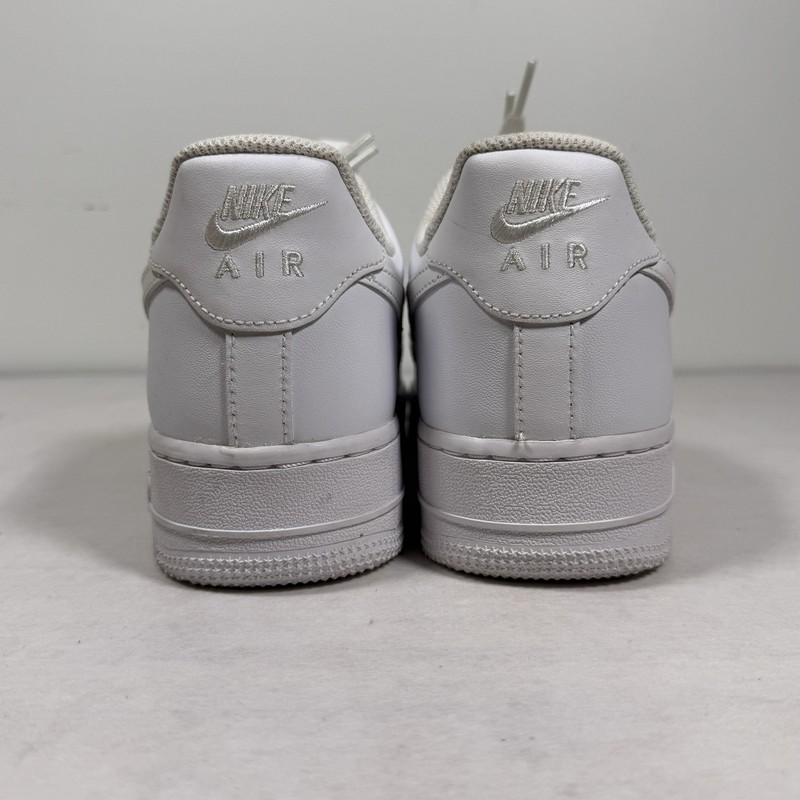 Nike Air Force 1 Triple White Size 8.5M | CW2288 111 | Casual Low Top Sneakers gallery