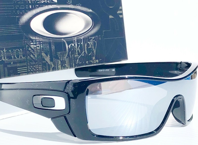 NEW! Oakley BATWOLF Black Ink POLARIZED Galaxy Chrome Mirror Sunglass 9101