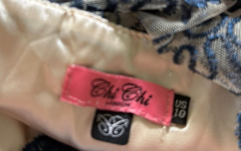 Chi Chi of London size 10 vintage navy/cream lace and tulle special occasion gallery