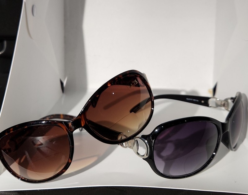 Foster Grant Women’s Sun Reader Sunglasses “Latte B” Designer