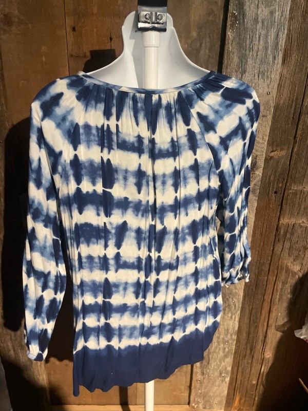 Tantrums Blue Flowy Shirt- Large gallery