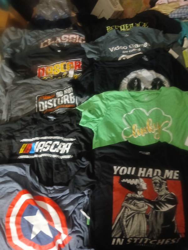 Lot Of 10 Men’s Graphic Tee Tshirts All New With Tags Details In Description