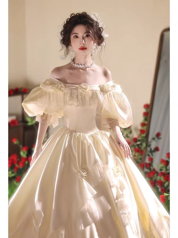 Classic Satin Wedding Dresses Customized Ruffles Puff Sleeves Lace Bridal Gowns gallery