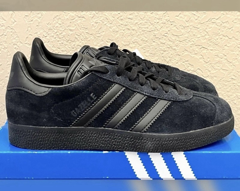 Adidas Gazelle Men's Shoes Core Black Color Size-4 gallery