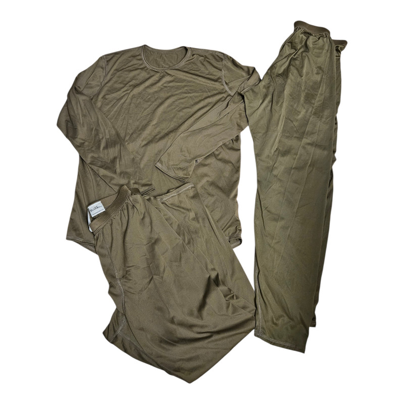 US Military ECWCS Gen III Level 1 Lot 3 Medium Regular Base Layer Thermal Shirts