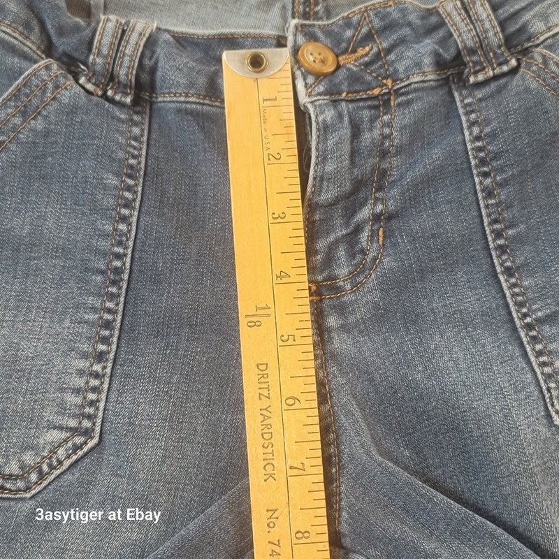 Lee Mid Rise Fit 188° Crop Capri WOMEN'S 8/10 Fit 28x23 Blue Jeans Patch Pocket gallery