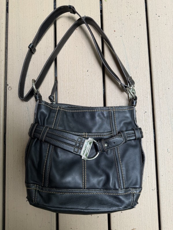Tignanello Genuine Leather Crossbody Purse – Damaged/Peeling Trim – See Photos