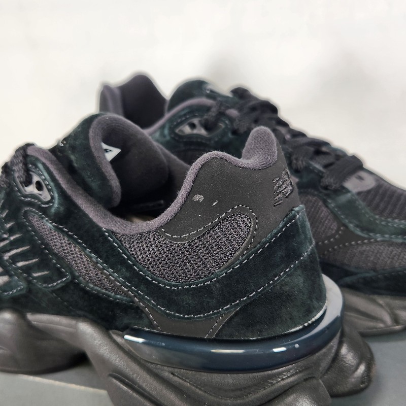 5.5 MEN / 7 WOM - New Balance 9060 - Black / Phantom / Magnet - U9060BPM (sc) gallery