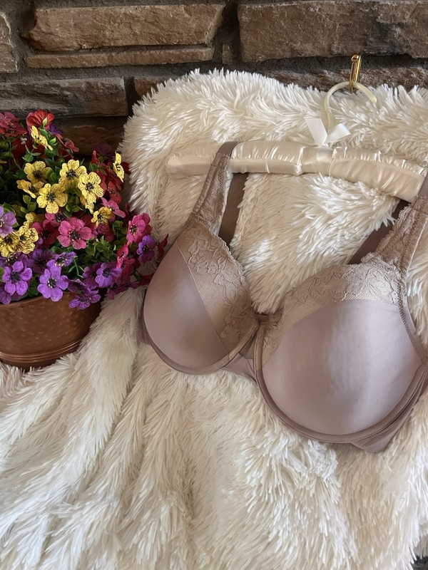 Warner Brand Beige Underwire Bra 40D