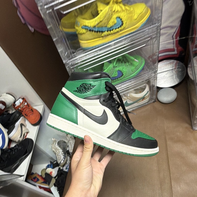 J1 Pine Green 2018 Size 11m Super Clean No Box