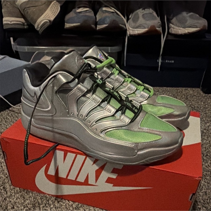 Nike Men’s KD 18 EYBL Silver/Green Low Top Lace-Up Mesh Athletic Sneaker