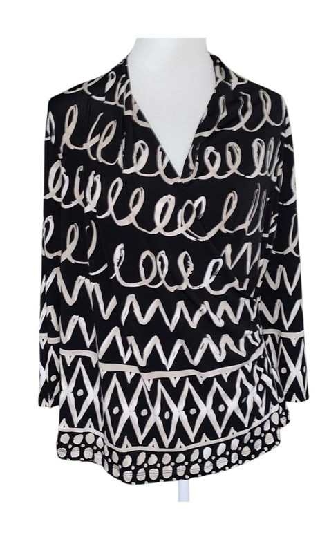 Chico’s Sz. 2 Beige Black Stretch V Neckline Ruched Side 3/4 Sleeves Art-To-Wear gallery