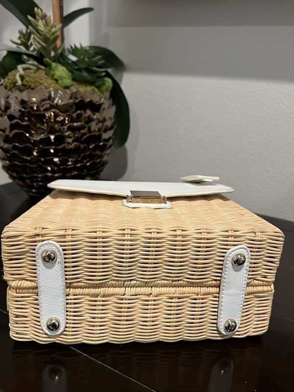 Laura Jones Picnic Summer Bag Woven Straw Base w/ a White Vegan Leather Top Flap gallery
