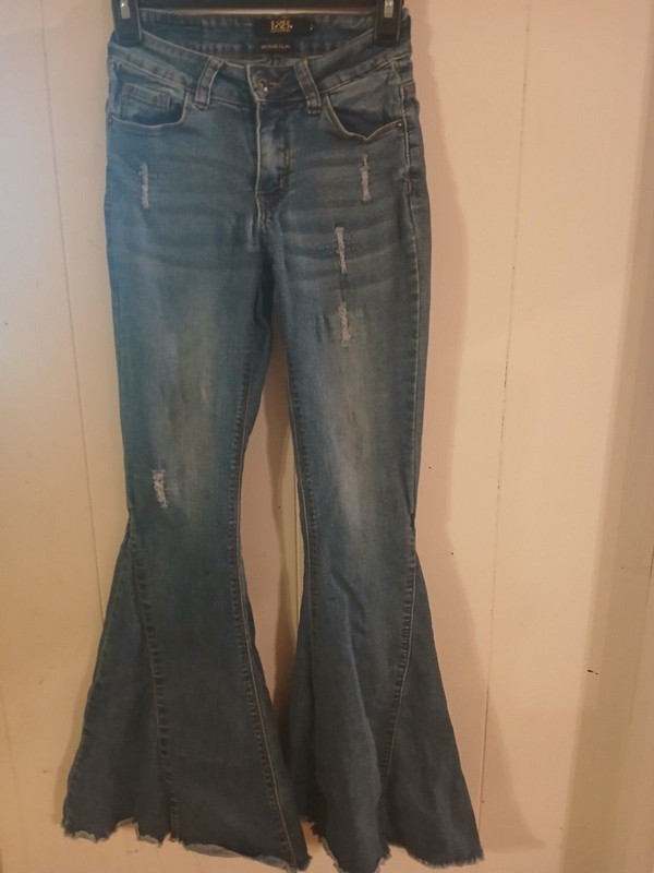 Lucky & Blessed L&B Jeans Flare Bell Bottom Mid Rise Stretch Size 0 Hippie Boho