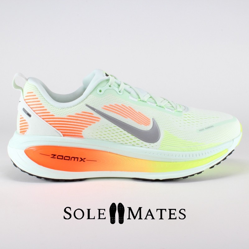 Nike Vomero 18 ‘Barely Green Orange Volt’ HM6803-300 Men’s Size 9 Shoes