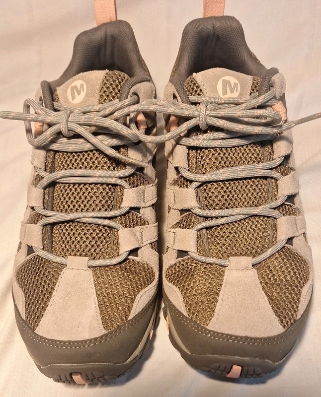 Merrell Alverstone Womens 10 Beige Suede With Coral Accents Low Top Hiking Shoes gallery