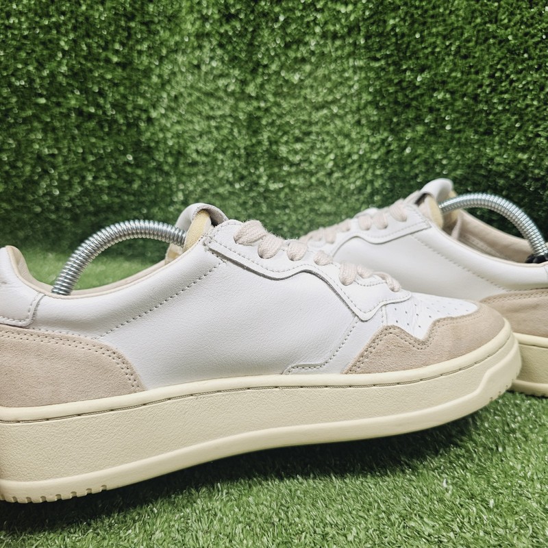 Autry Medalist White Leather Suede Low Top Sneakers Womens 38 Size US 8 gallery