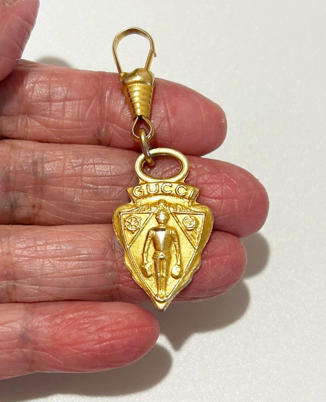 Gucci Vintage Gold Tone Knight Shield Key Chain Bag Charm Zipper Pull Pendant #2 gallery