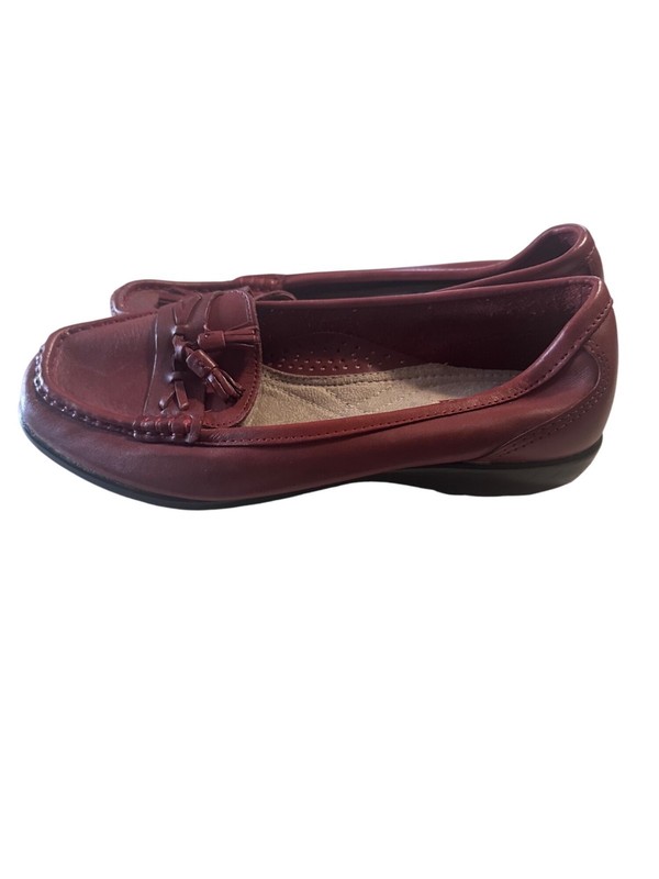 Tom Mc An red leather Dacia tassel loafers size 8.5 W