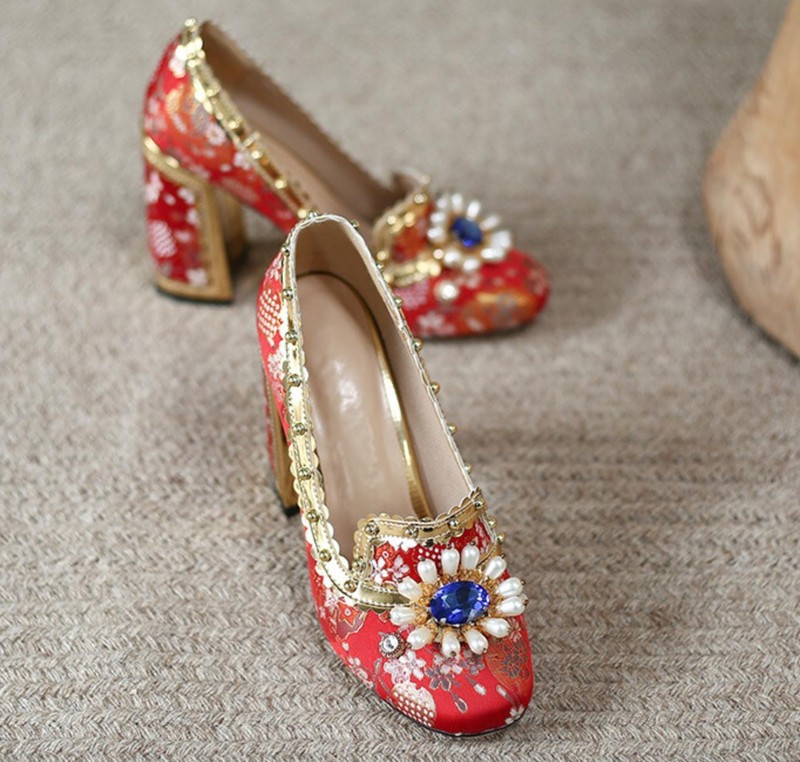 New Womens Beads Rhinestones Embroidery Flower High Heel Pumps Satin Shoes Pumps gallery