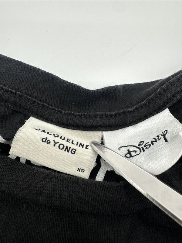 Disney Jacqueline De Yong T-Shirt Women X-Small Graphic Print Black..#24630 gallery