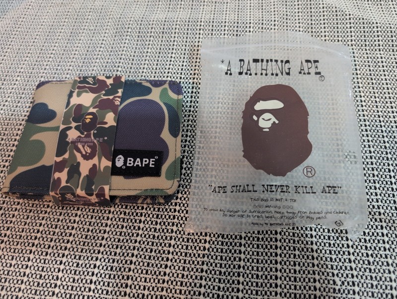 New Bape Men’s Green Nylon Bi-Fold Wallet Camo Bathing Ape Head