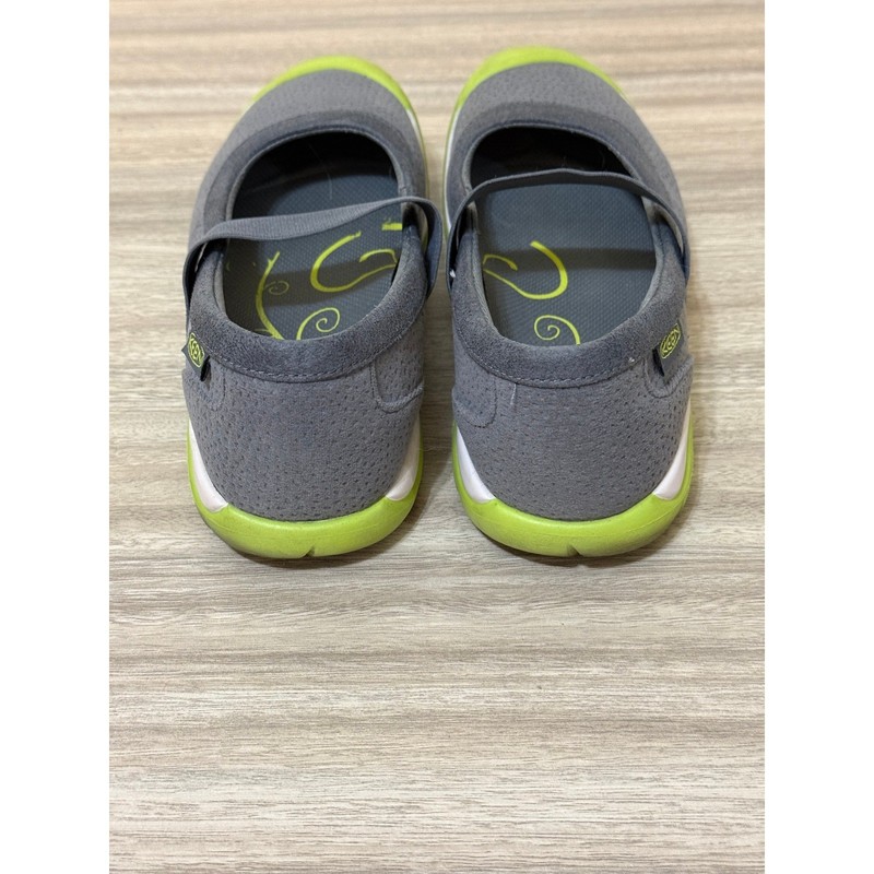 Keen Women Mary Jane Sneakers 8 Grey Lime Green Elastic Strap Gorpcore 1009367 gallery