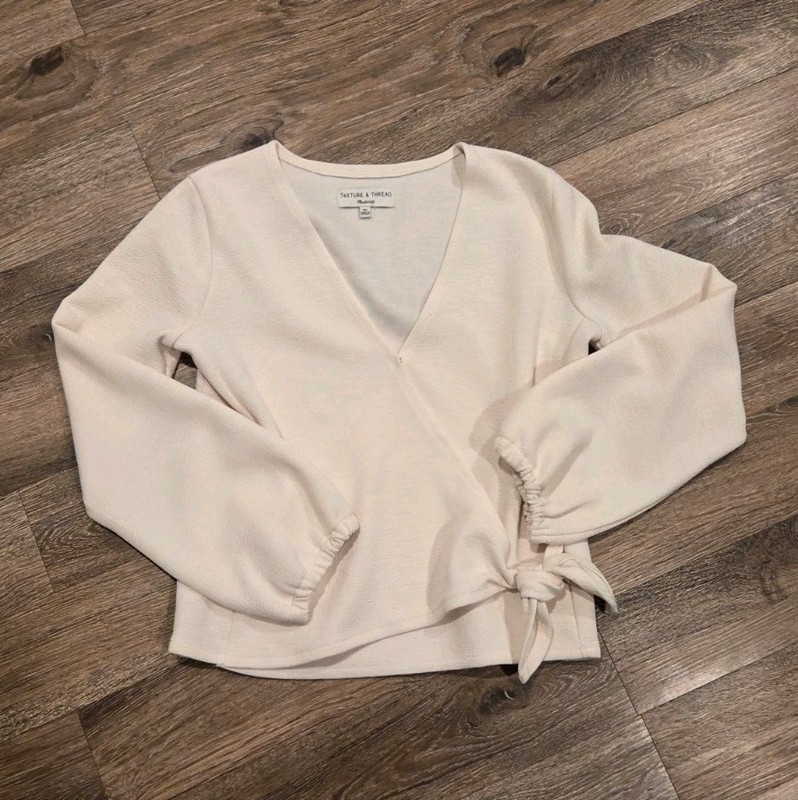 Madewell Texture & Thread Crepe Wrap tie ivory blouse Top Size XS