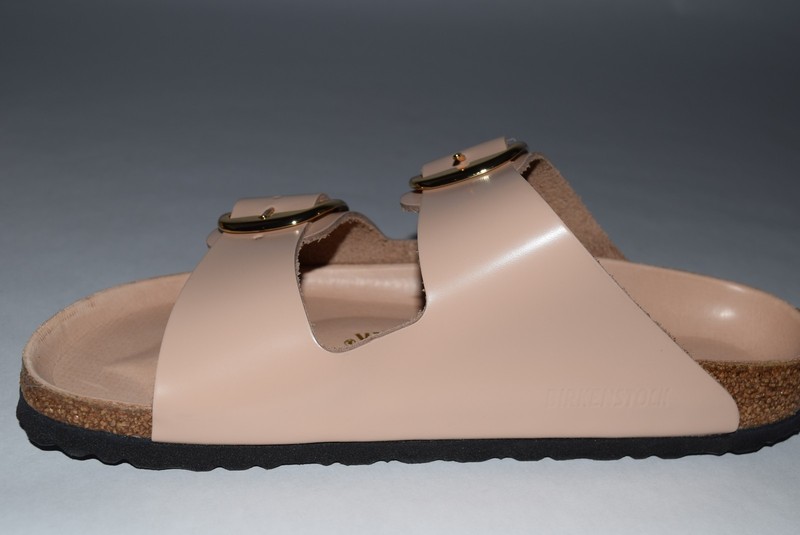 NIB Womens Birkenstock Arizona Big Buckle High Shine Leather Sandals sz 39 Beige gallery