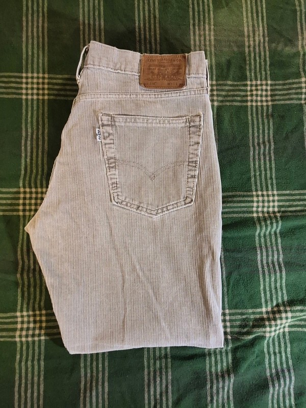 Levi’s Premium 514 Straight Fit Corduroy Jeans in Light Beige